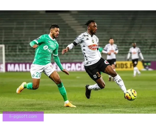 圣埃蒂安法乙附加赛连胜终击梅斯时隔两年重返法甲